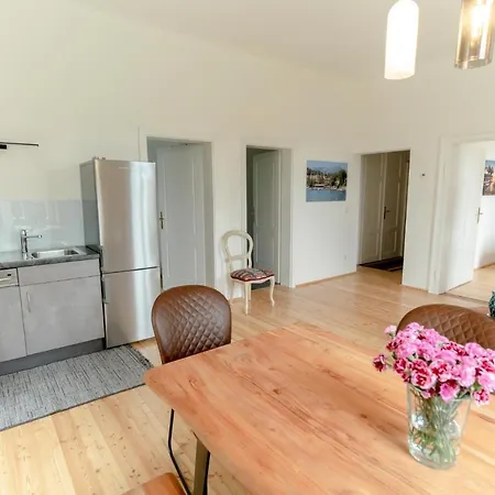 Villa Schwertfuehrer Appartement *